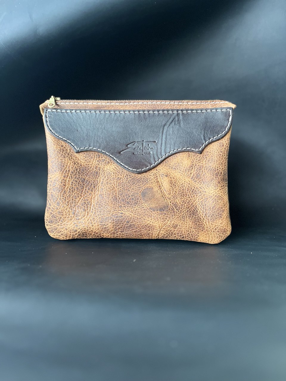 Women’s Leather Wristlet Purse