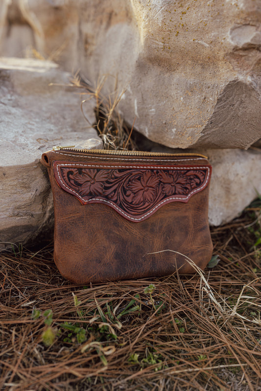 Women’s Leather Wristlet Purse